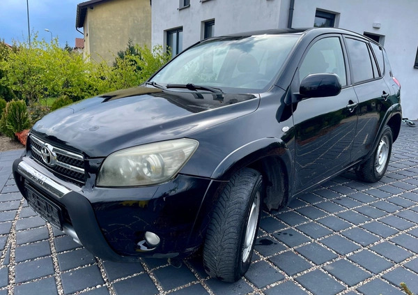 Toyota RAV4 cena 14900 przebieg: 217000, rok produkcji 2006 z Chojnice małe 67